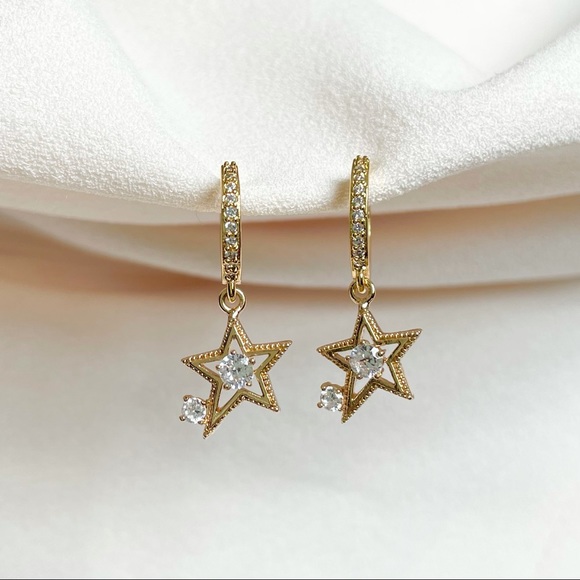 Shooting Star Earrings - Picture 1 of 2